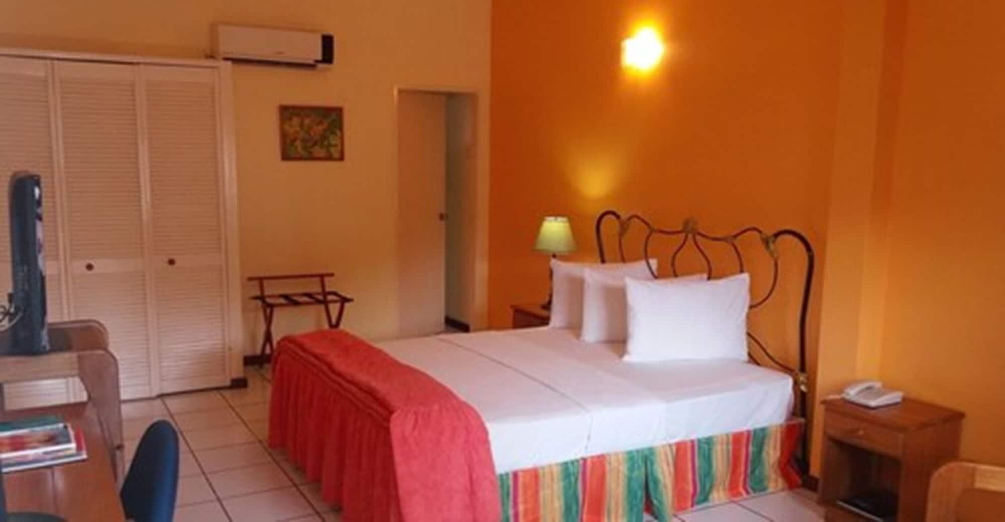 The Chancellor Hotel Port of Spain ภายนอก รูปภาพ
